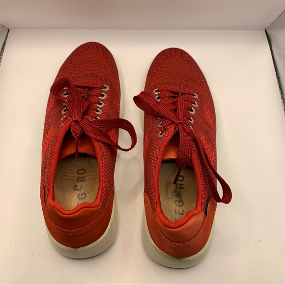 Women's Legero Low Top US Size 5.5 US 7 Essence Red Suede White Rubber Gore-Tex - Picture 6 of 8